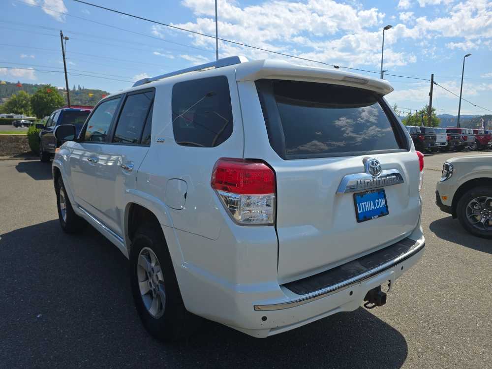 Thumbnail: 2011 Toyota 4Runner - 3