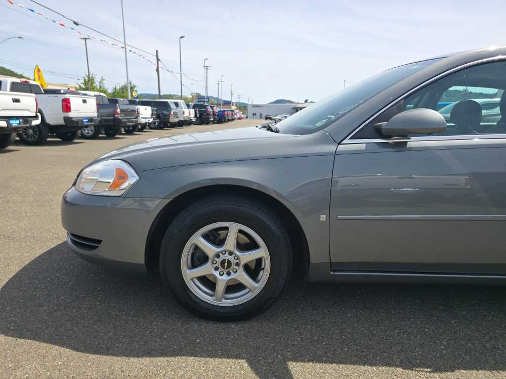 Thumbnail: 2008 Chevrolet Impala - 20