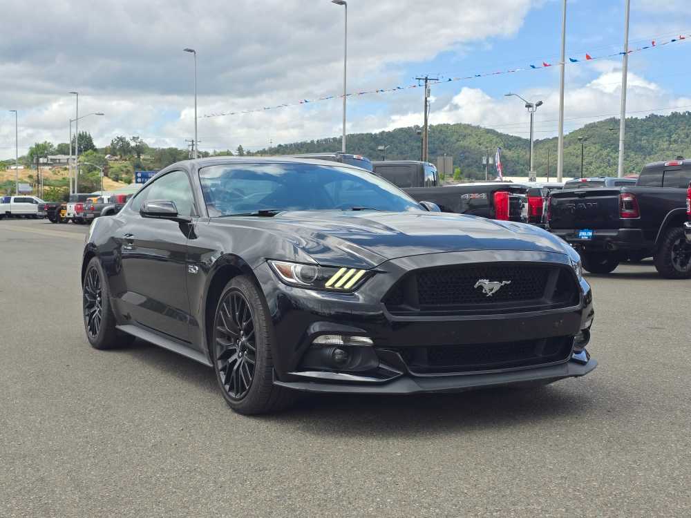 Thumbnail: 2017 Ford Mustang - 4