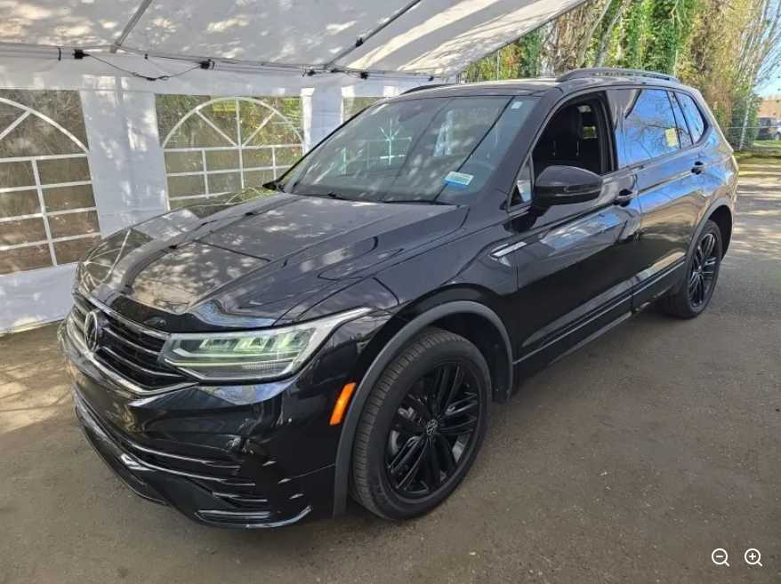 Thumbnail: 2022 Volkswagen Tiguan - 1