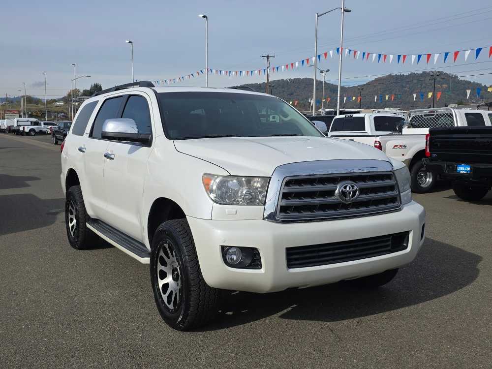 Thumbnail: 2016 Toyota Sequoia - 7