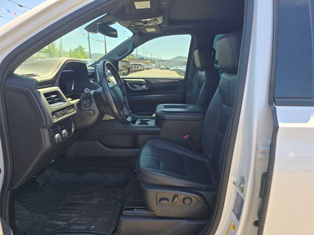 Thumbnail: 2022 Chevrolet Suburban - 9