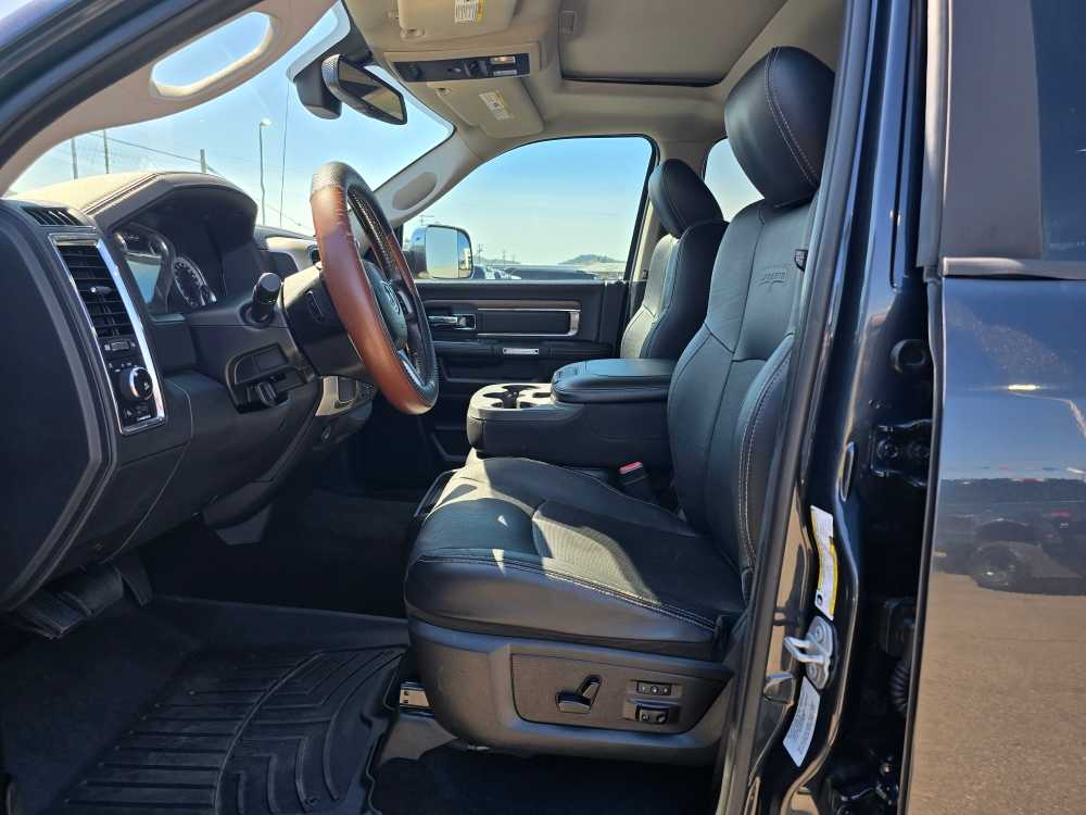 Thumbnail: 2016 RAM 3500 - 9