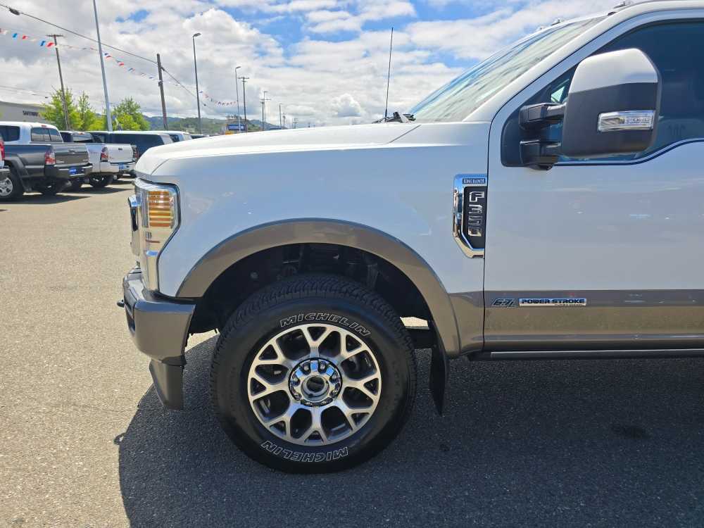 Thumbnail: 2022 Ford F-350 - 17