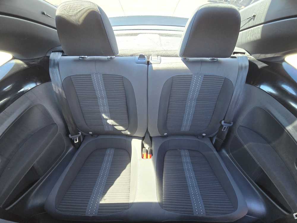 Thumbnail: 2013 Volkswagen Beetle - 18
