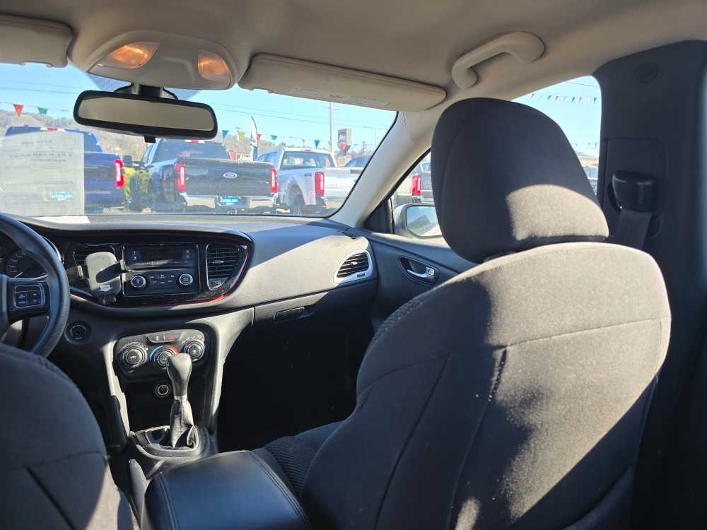 Thumbnail: 2016 Dodge Dart - 15