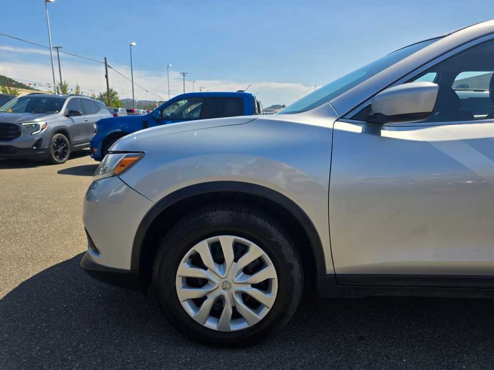 Thumbnail: 2016 Nissan Rogue - 18