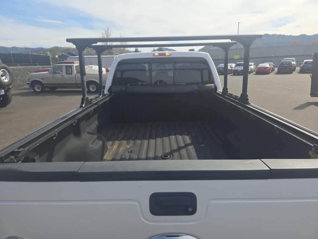 Thumbnail: 2016 Ford F-350 - 9