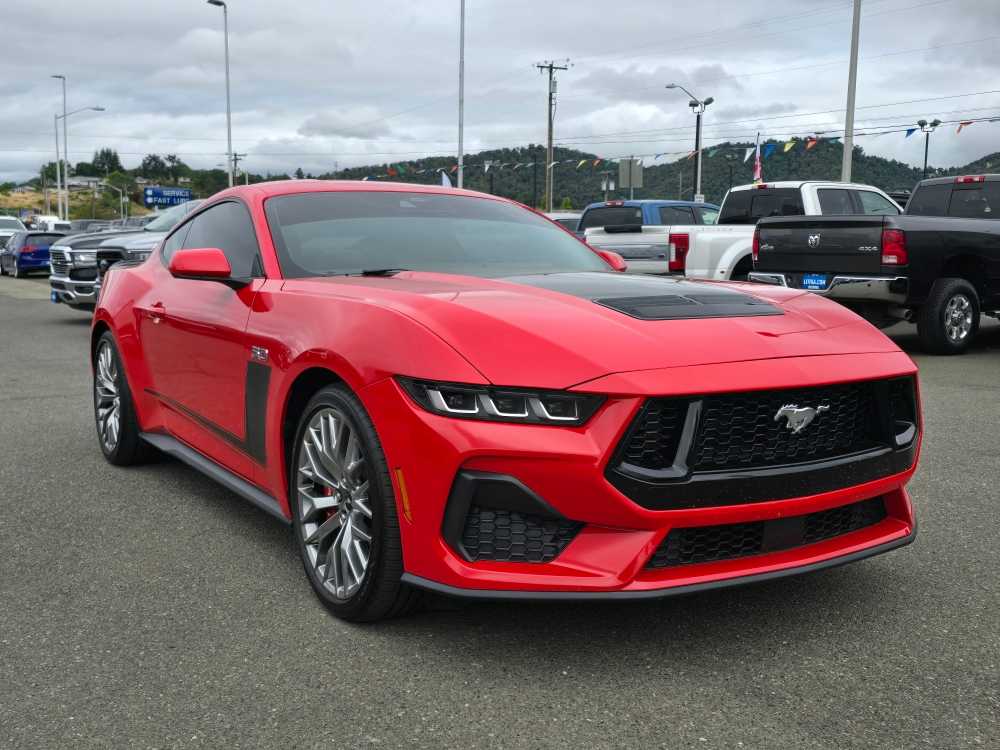 2024 Ford Mustang  7