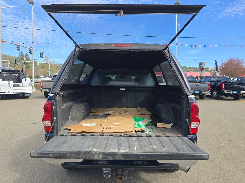 Thumbnail: 2003 Chevrolet Silverado 2500 - 20