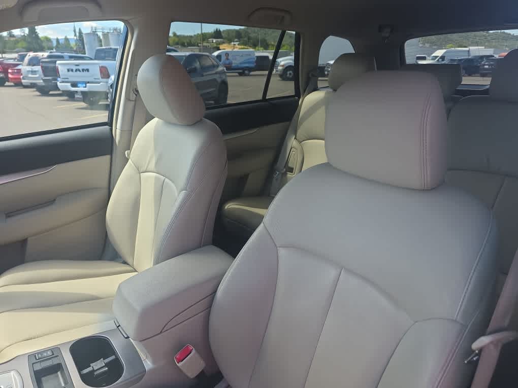 Thumbnail: 2013 Subaru Outback - 9