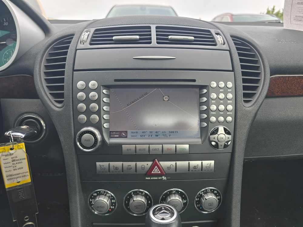 Thumbnail: 2005 Mercedes-Benz SLK - 12