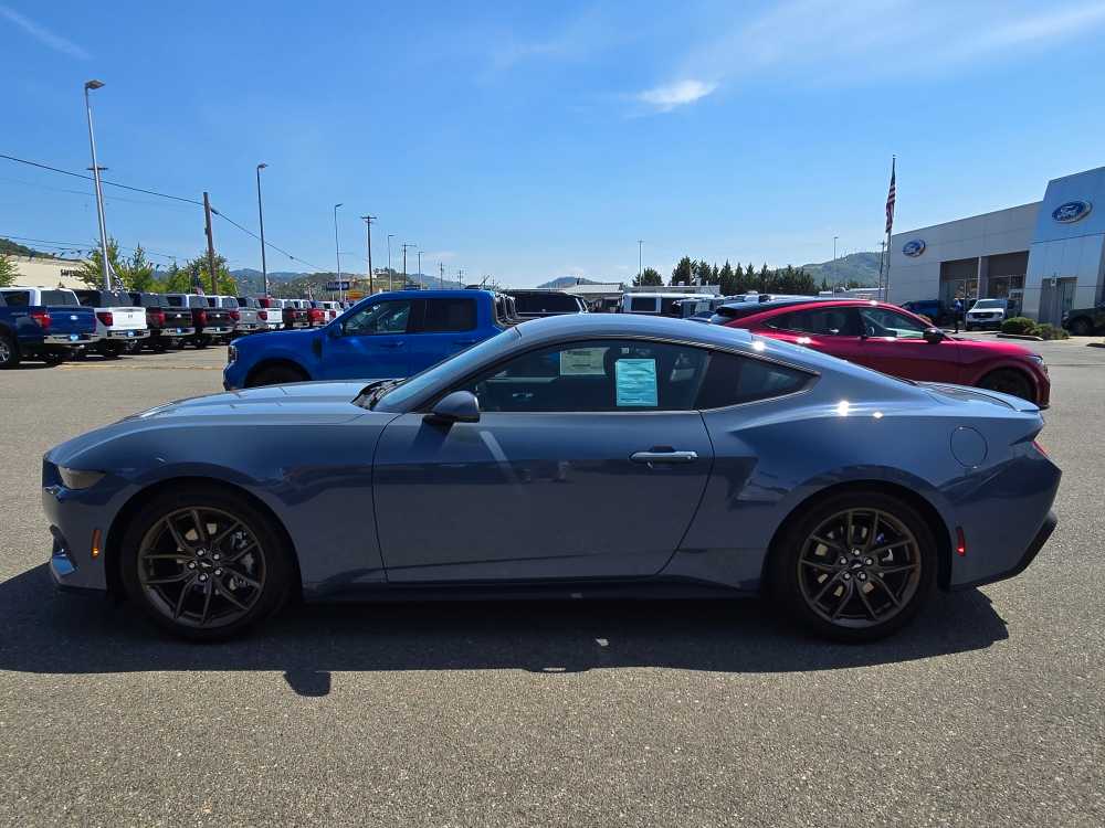 Thumbnail: 2025 Ford Mustang - 2