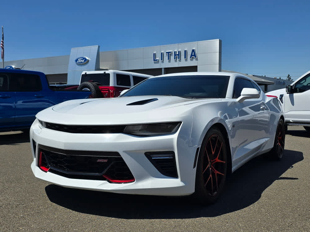 Thumbnail: 2016 Chevrolet Camaro - 1