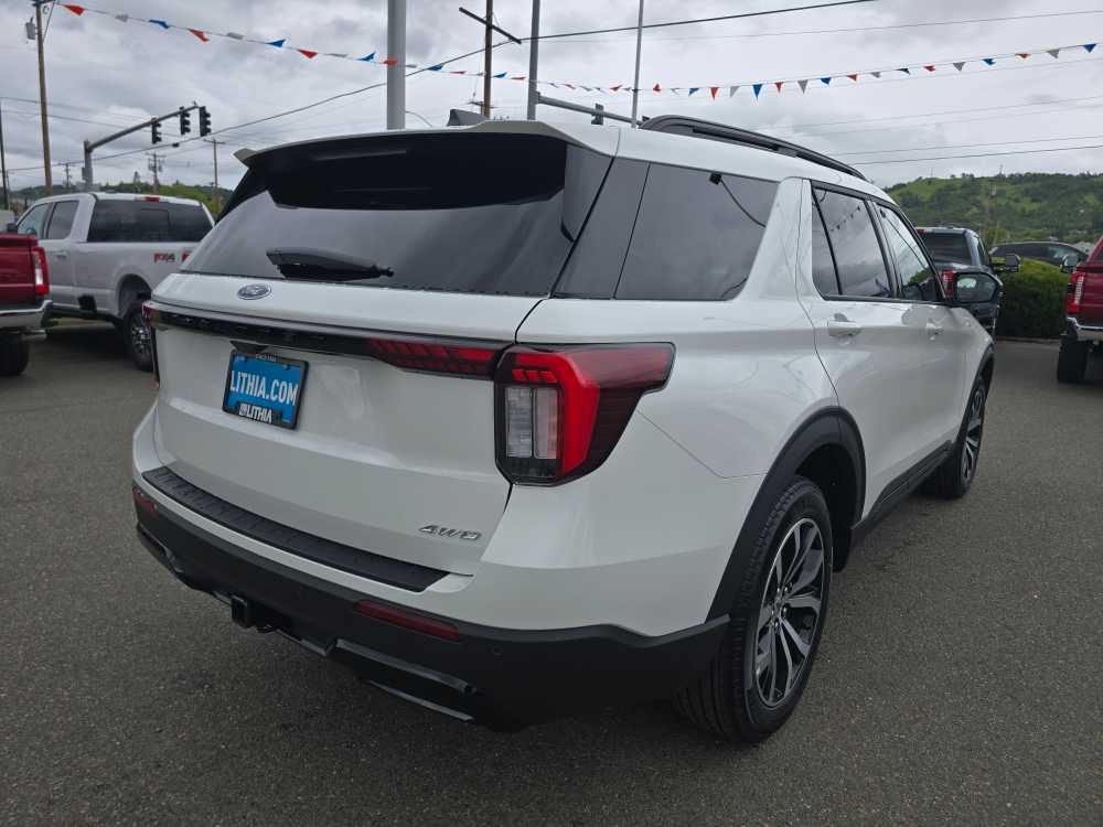 Thumbnail: 2026 Ford Explorer - 5