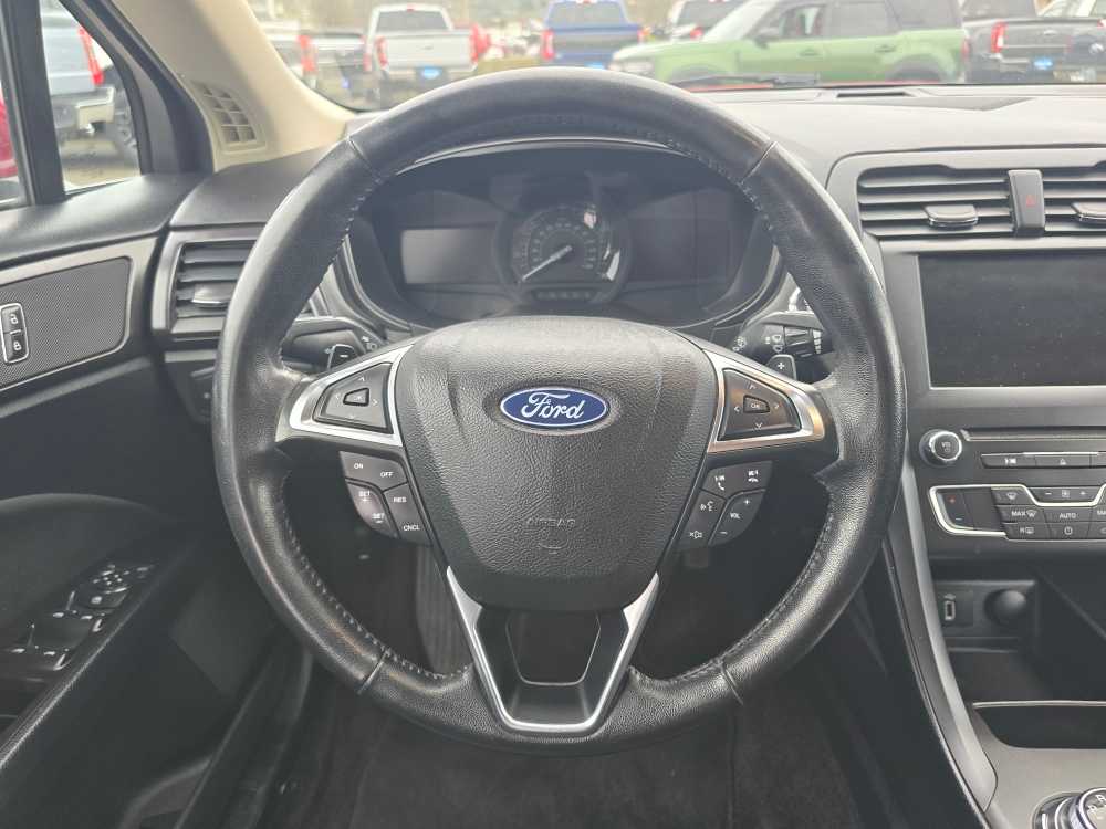 Thumbnail: 2018 Ford Fusion - 11