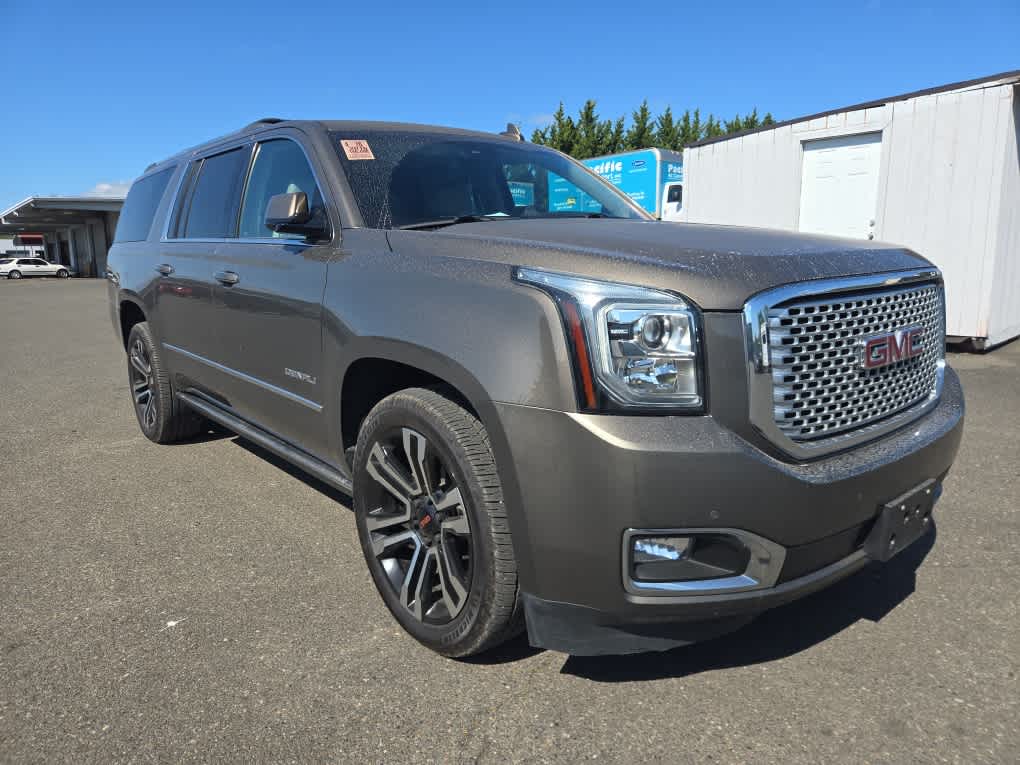 Thumbnail: 2016 GMC Yukon XL - 7