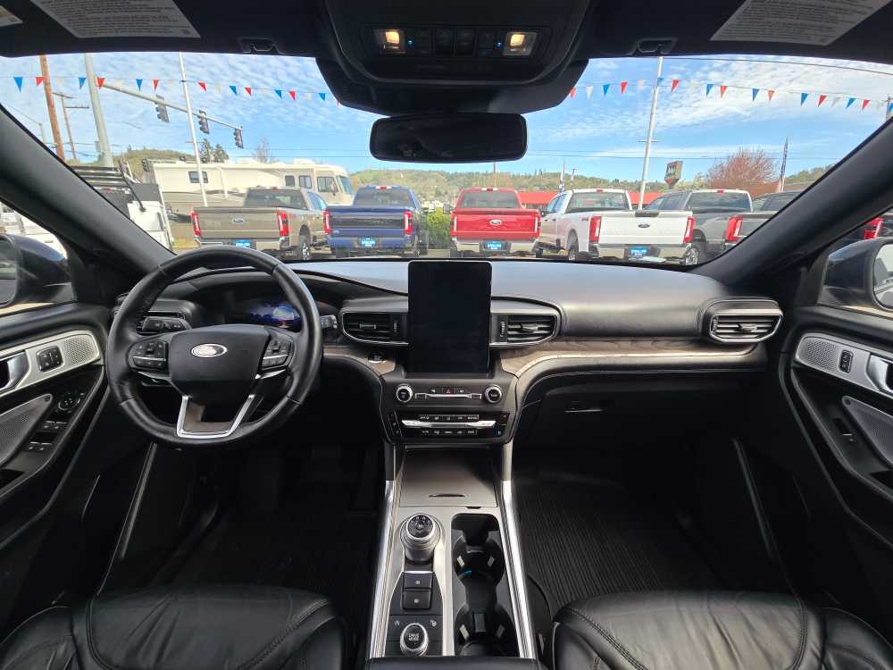 Thumbnail: 2020 Ford Explorer - 15