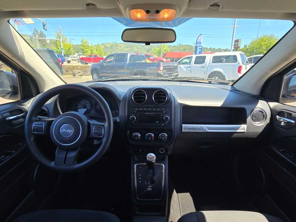 Thumbnail: 2014 Jeep Compass - 16