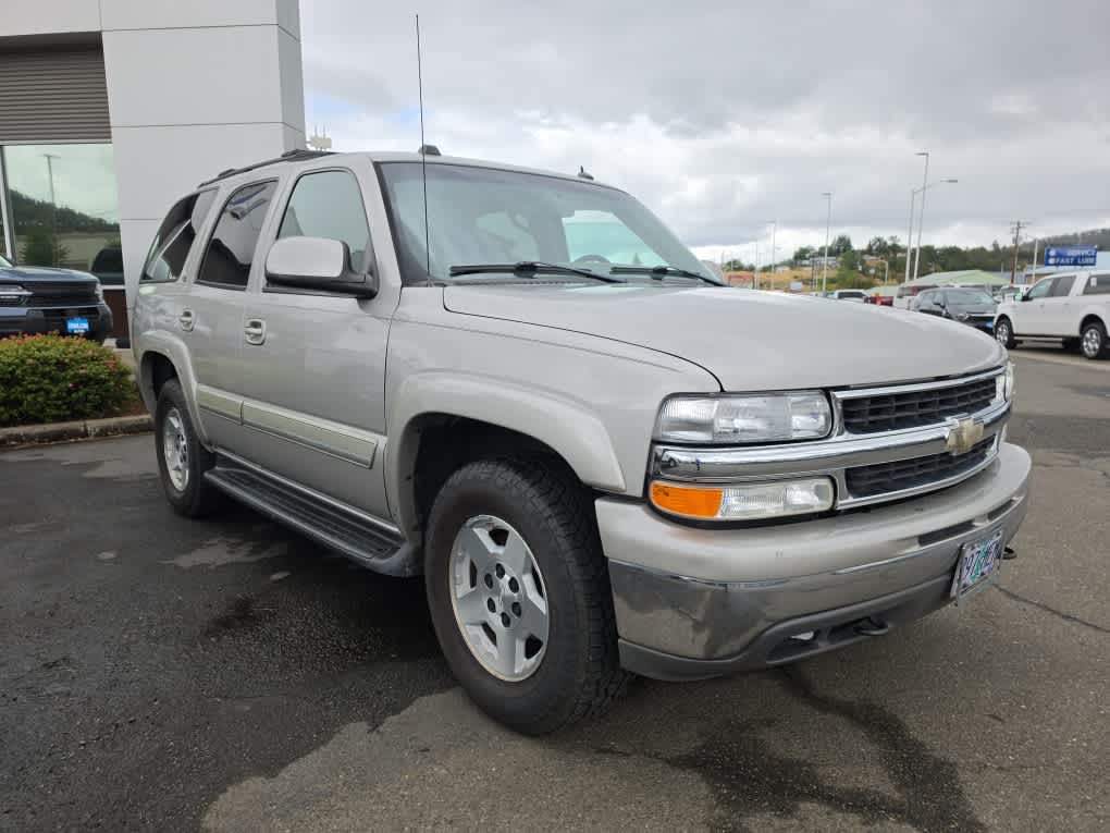 Thumbnail: 2005 Chevrolet Tahoe - 2