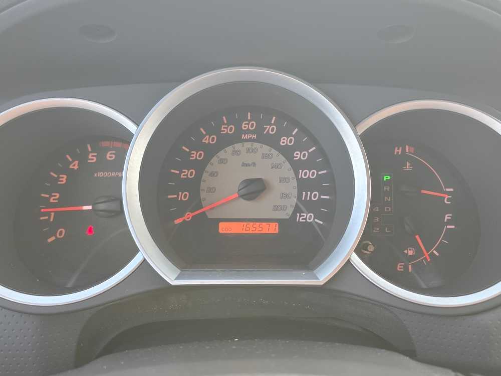 Thumbnail: 2005 Toyota Tacoma - 20