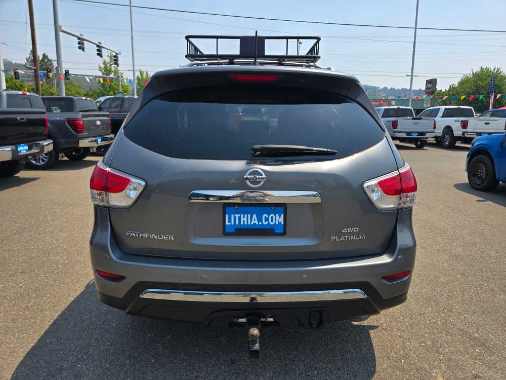 Thumbnail: 2015 Nissan Pathfinder - 4