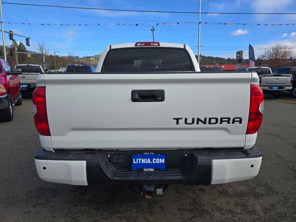 Used 2016 Toyota Tundra SR5 5.7L V8 w/FFV Truck CrewMax