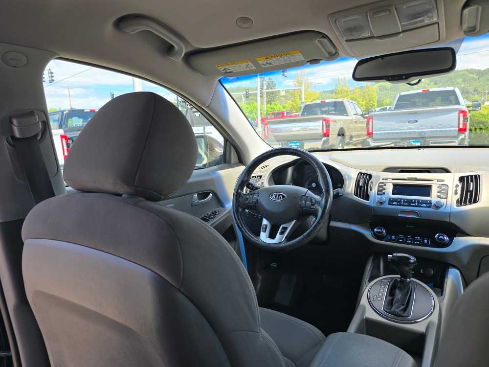 Thumbnail: 2011 Kia Sportage - 11