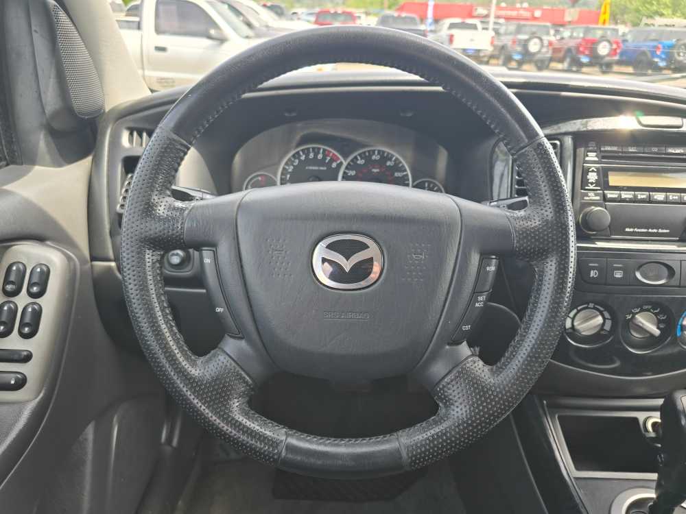Thumbnail: 2005 Mazda Tribute - 12
