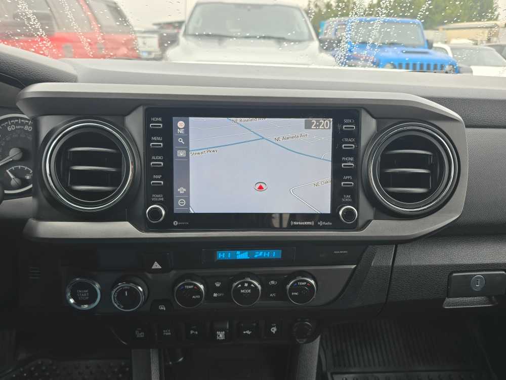 Thumbnail: 2021 Toyota Tacoma - 12