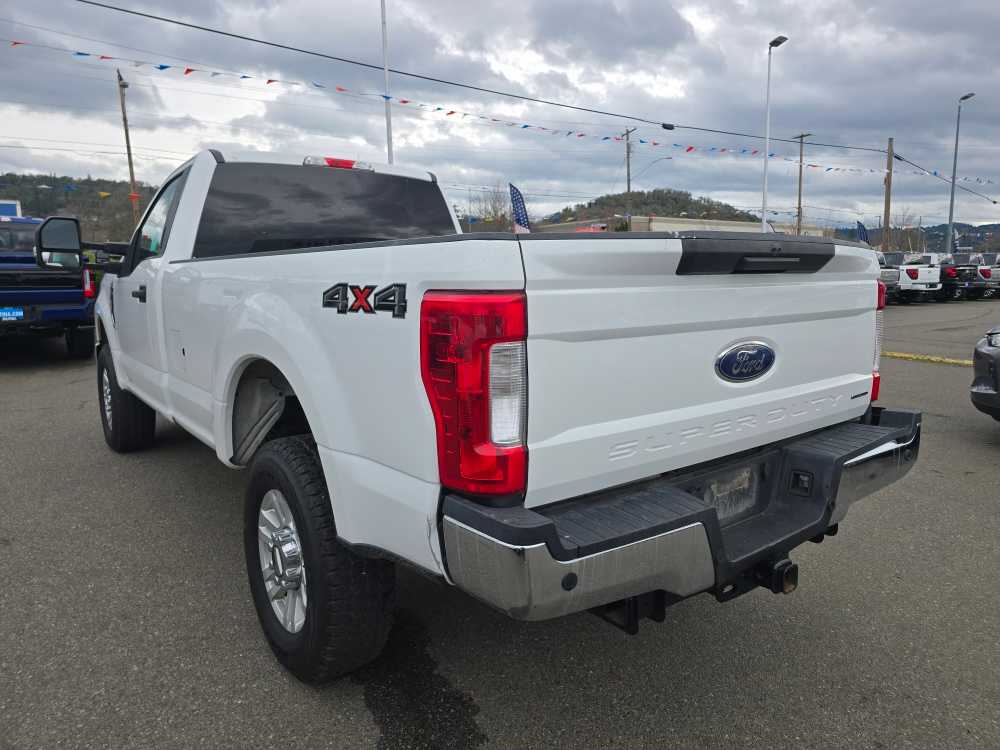 Thumbnail: 2019 Ford F-250 - 3