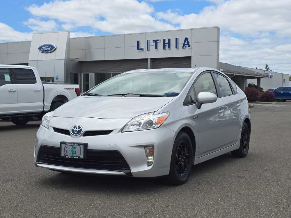 Thumbnail: 2015 Toyota Prius - 8
