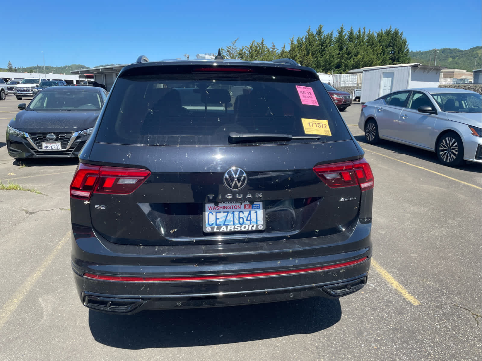 Thumbnail: 2022 Volkswagen Tiguan - 3