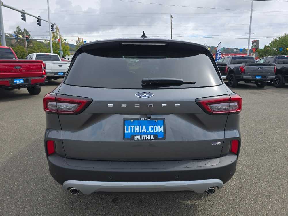 Thumbnail: 2025 Ford Escape - 4
