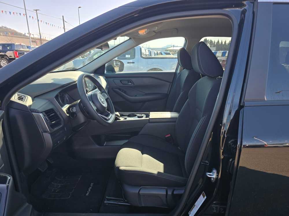 Thumbnail: 2024 Nissan Rogue - 9