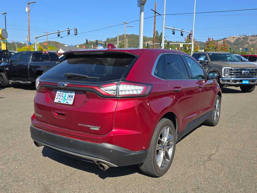 Thumbnail: 2016 Ford Edge - 3