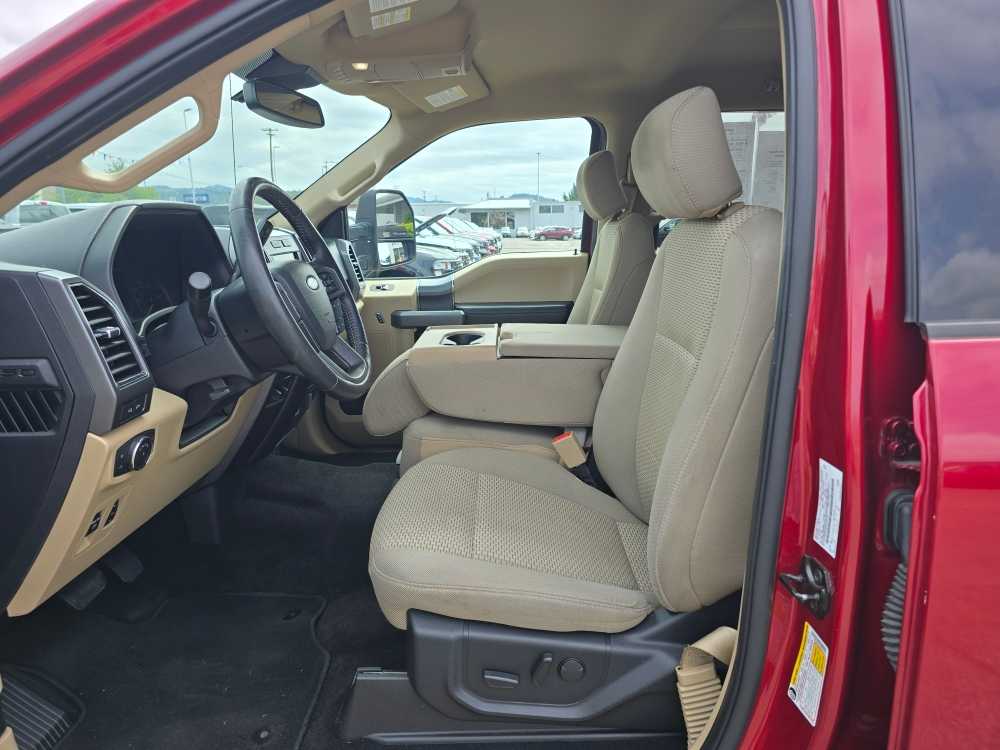 Thumbnail: 2019 Ford F-150 - 9