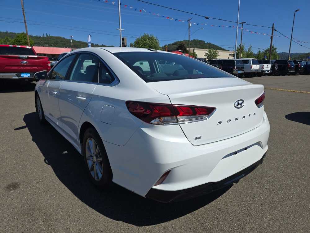 Thumbnail: 2018 Hyundai Sonata - 3