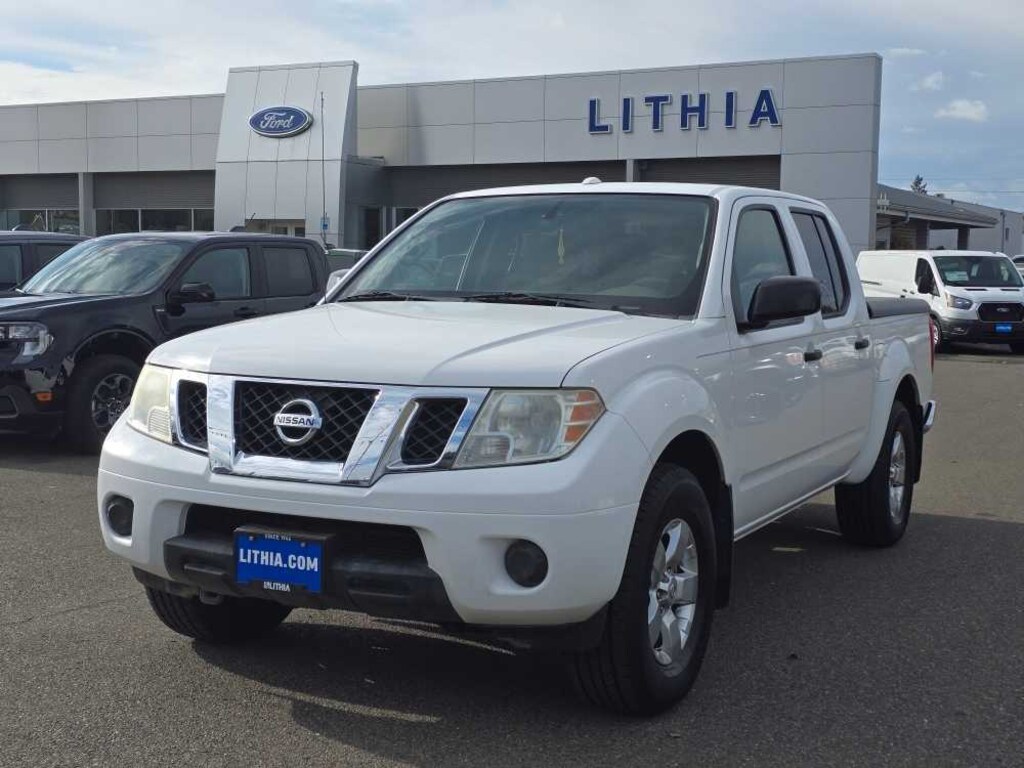 Used 2012 Nissan Frontier SV V6 Crew Cab 4x4 Truck Crew Cab