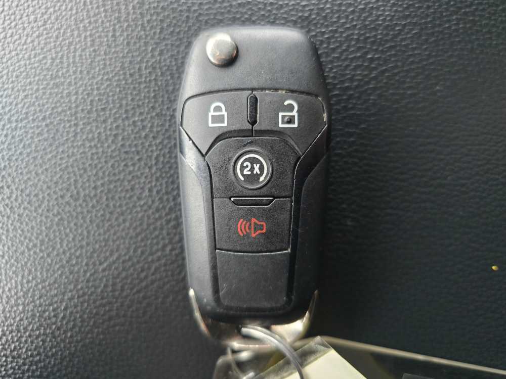 Thumbnail: 2023 Ford F-350 - 22