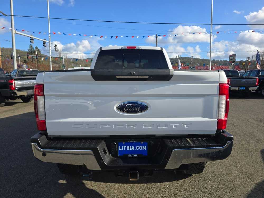 Thumbnail: 2019 Ford F-350 - 4