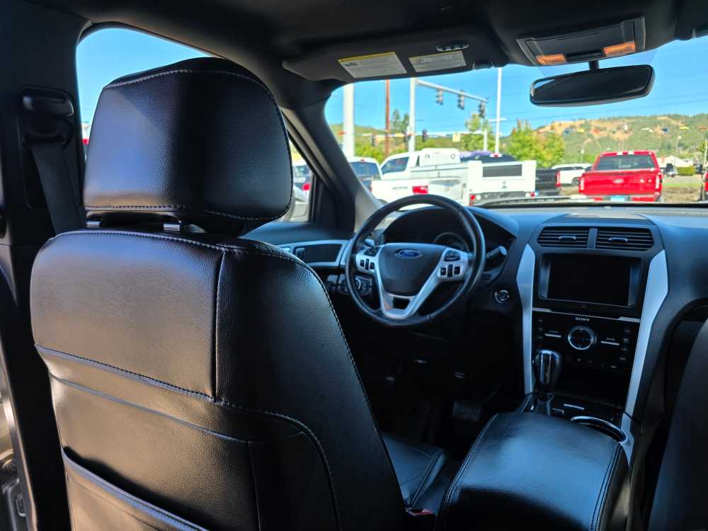 Thumbnail: 2014 Ford Explorer - 10