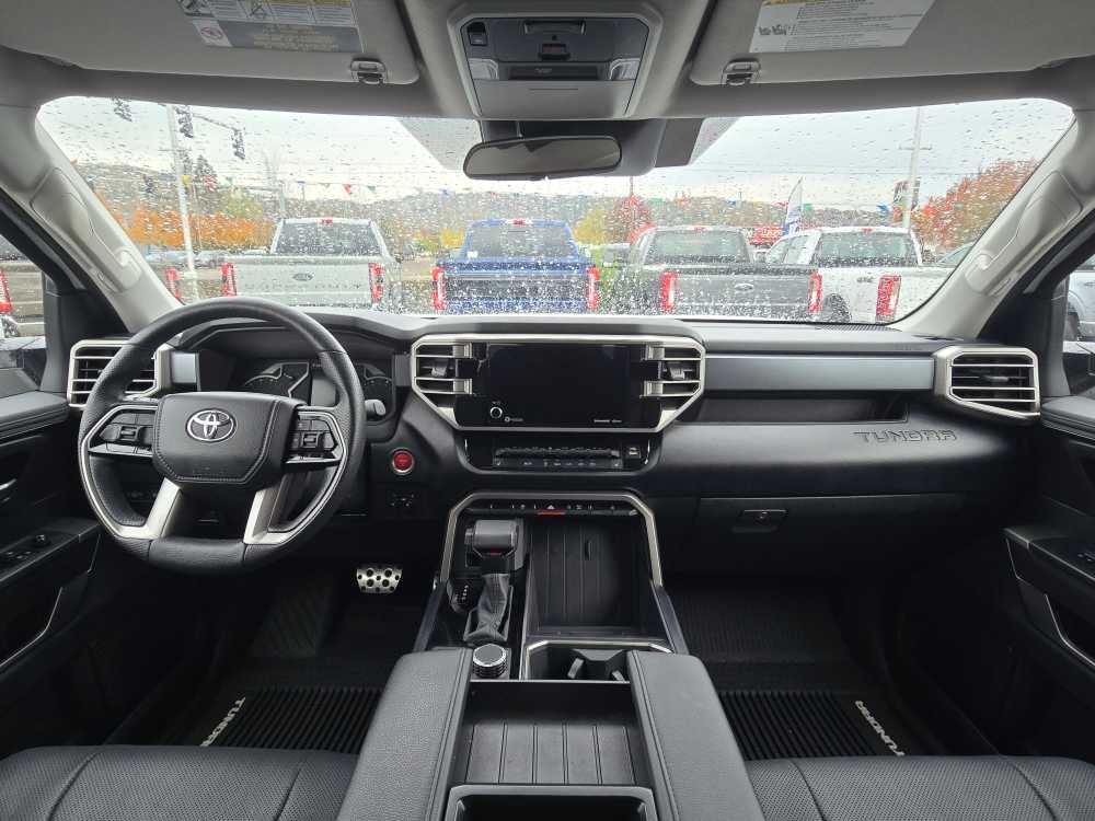 Thumbnail: 2022 Toyota Tundra - 15