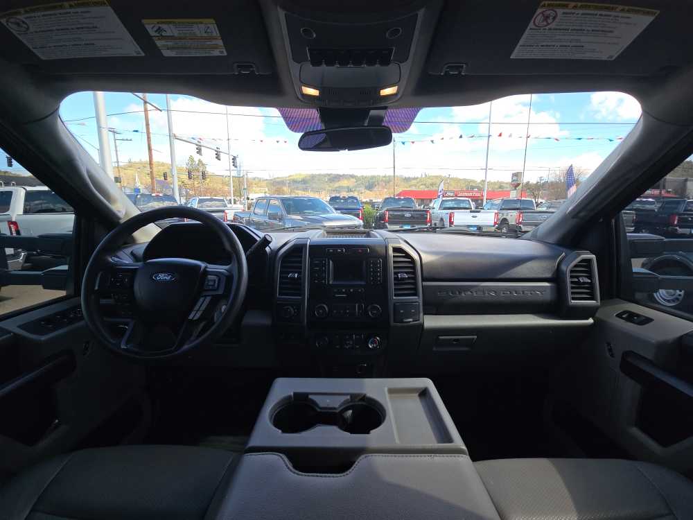 Thumbnail: 2020 Ford F-550 - 15