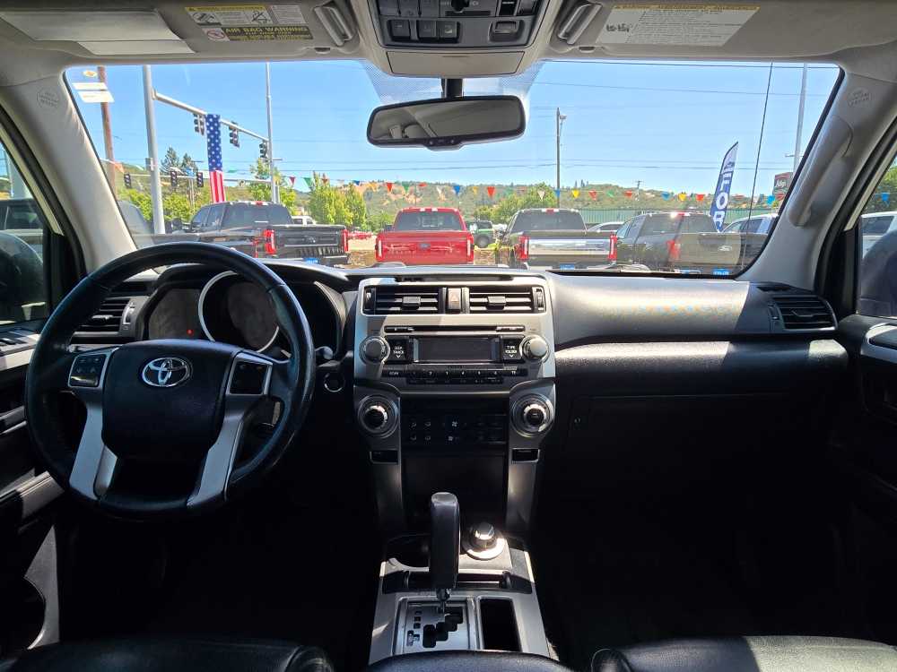 Thumbnail: 2010 Toyota 4Runner - 15