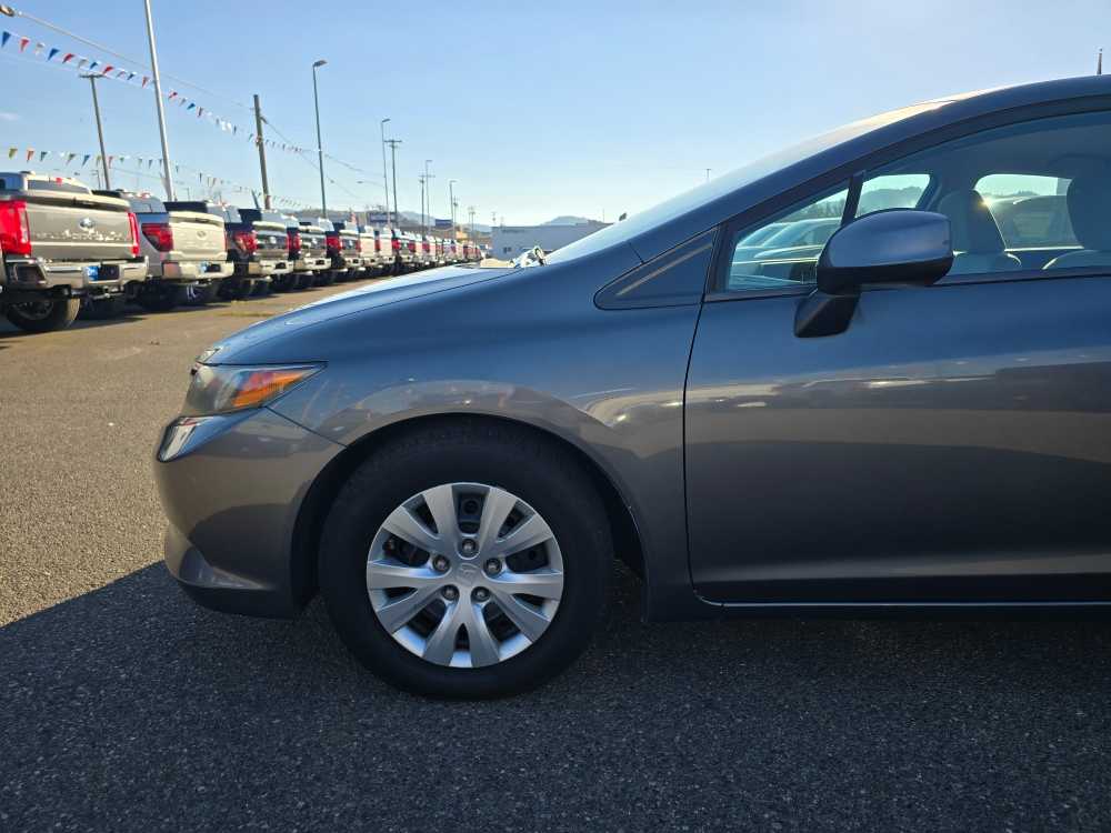 Thumbnail: 2012 Honda Civic - 18