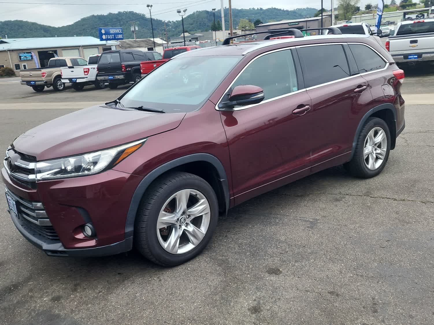 Thumbnail: 2018 Toyota Highlander - 1