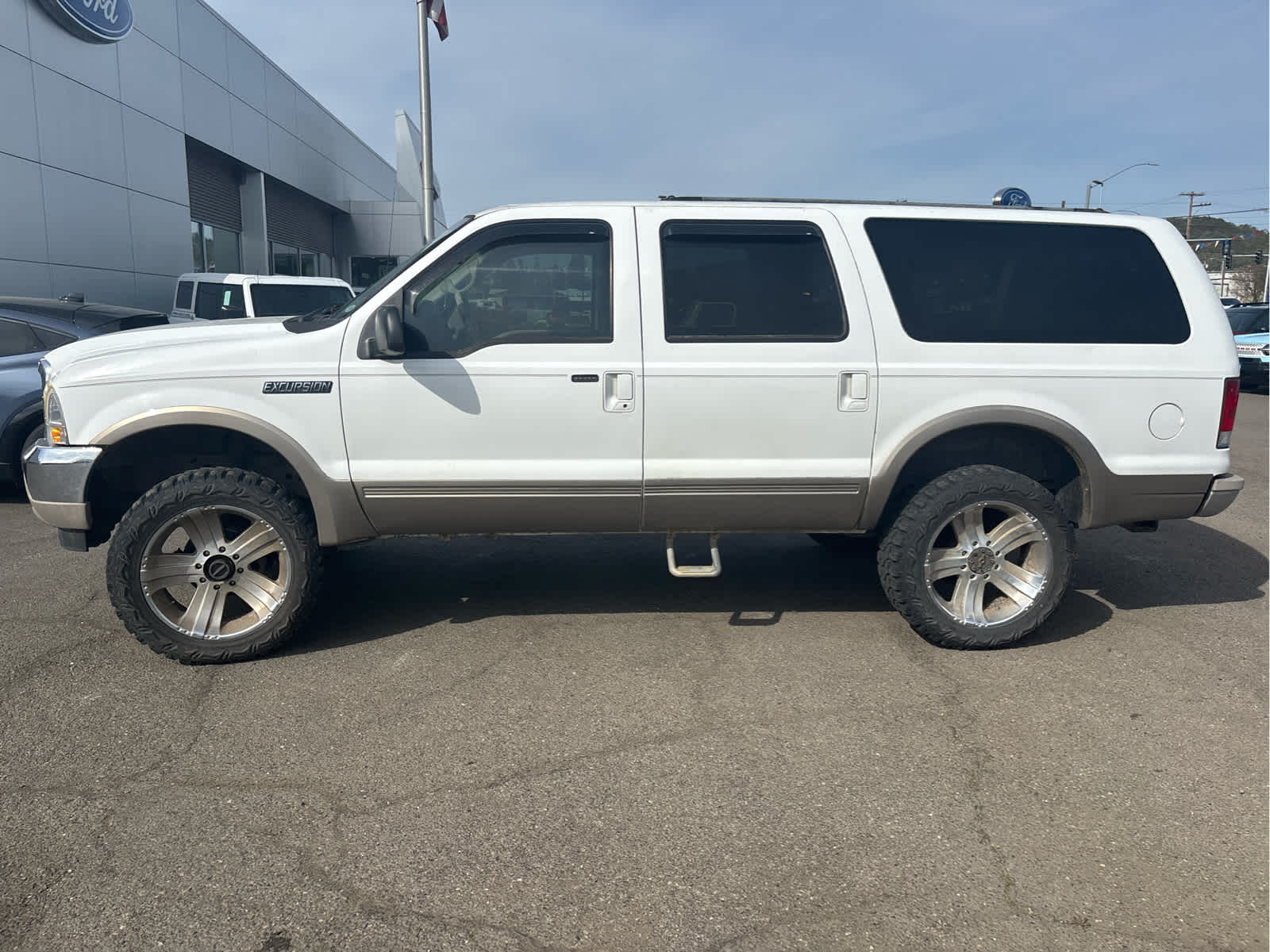 Thumbnail: 2000 Ford Excursion - 2