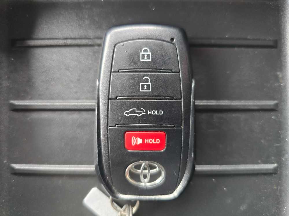 Thumbnail: 2022 Toyota Tundra - 22