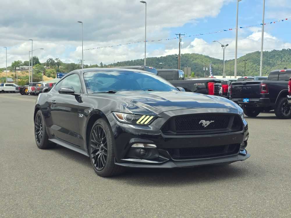 Thumbnail: 2017 Ford Mustang - 11